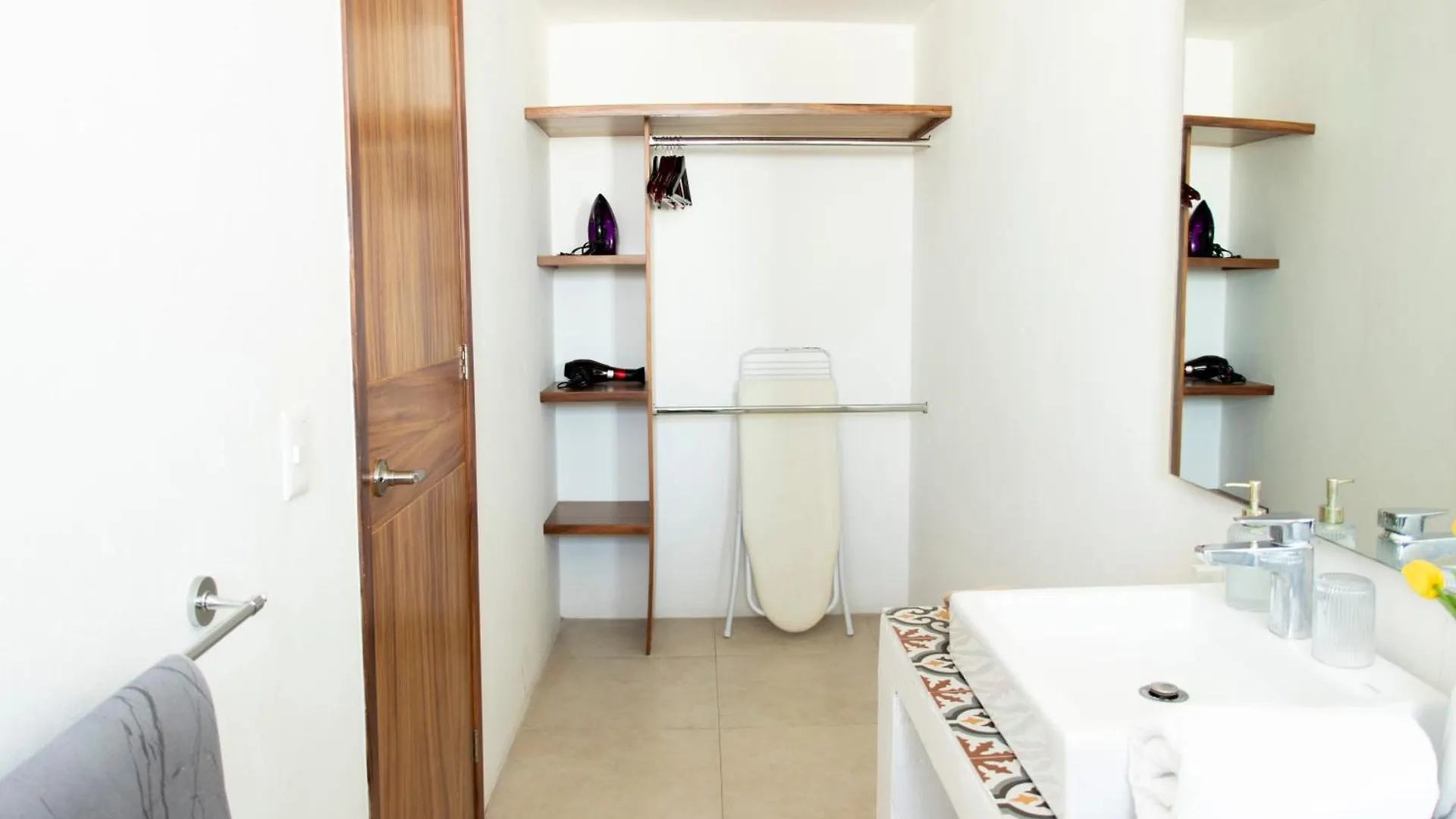 Casa Monarcas - Eleonor Apartment Guadalajara